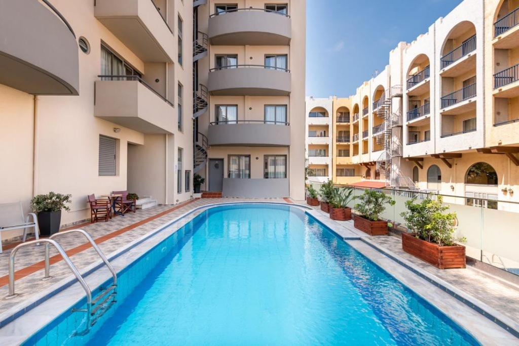 העיירה רתימנו Icarus Suites & Apartments By "Lefkoniko" מראה חיצוני תמונה