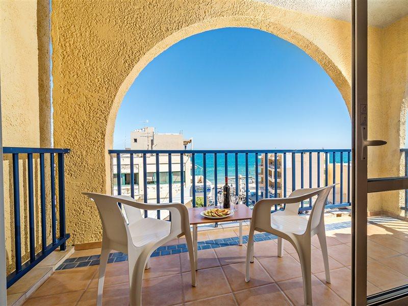 העיירה רתימנו Icarus Suites & Apartments By "Lefkoniko" מראה חיצוני תמונה