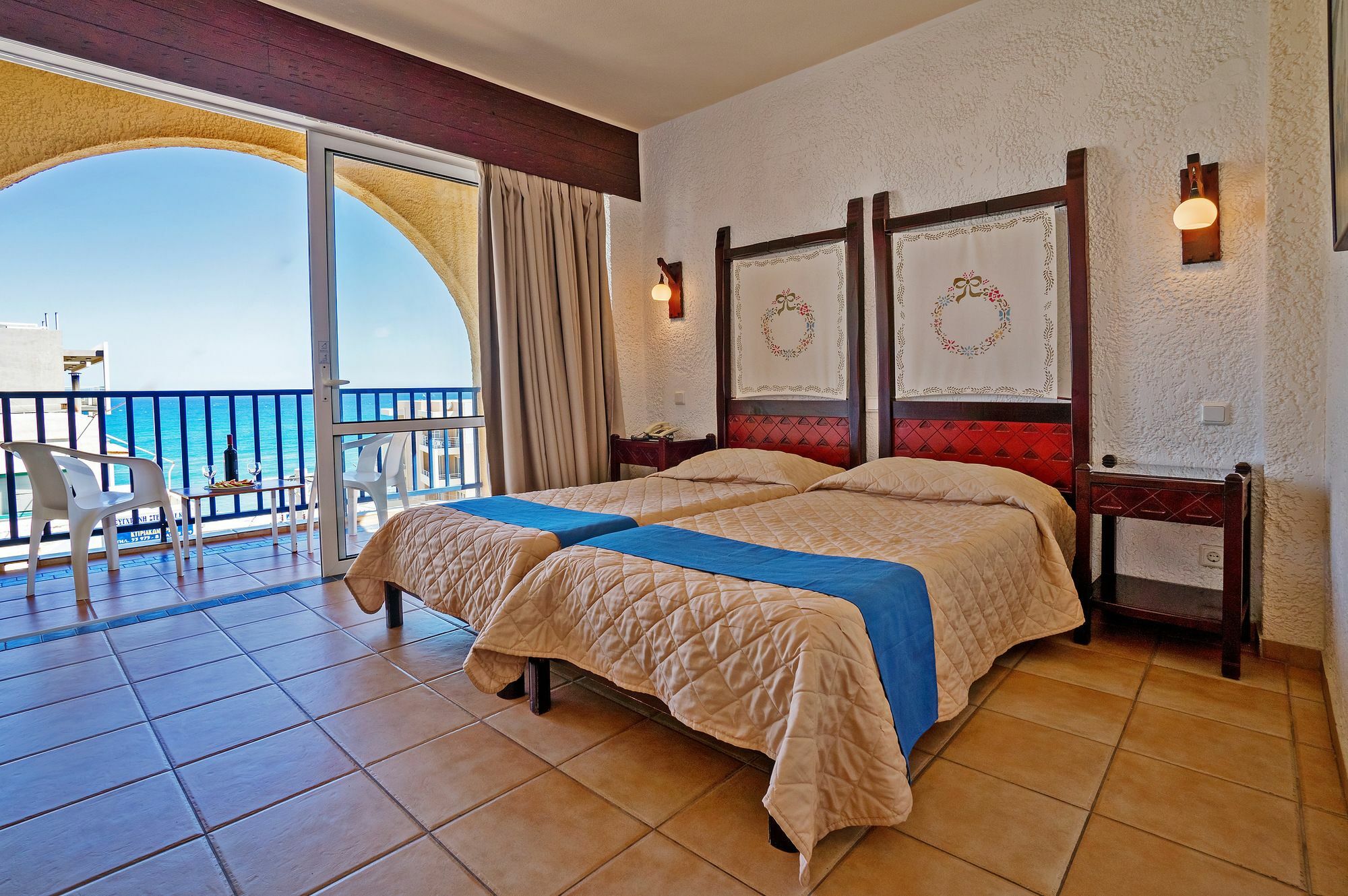 העיירה רתימנו Icarus Suites & Apartments By "Lefkoniko" מראה חיצוני תמונה